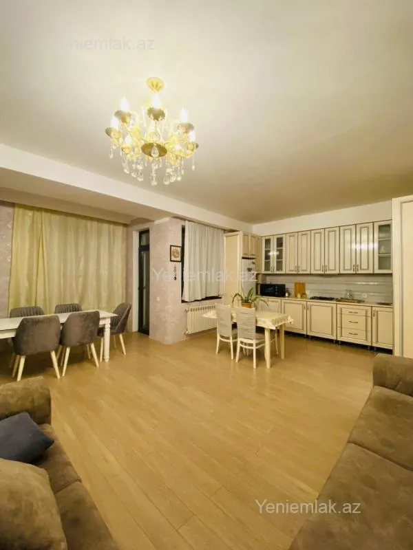 Satılır 3 otaqlı yeni tikili 115 m²