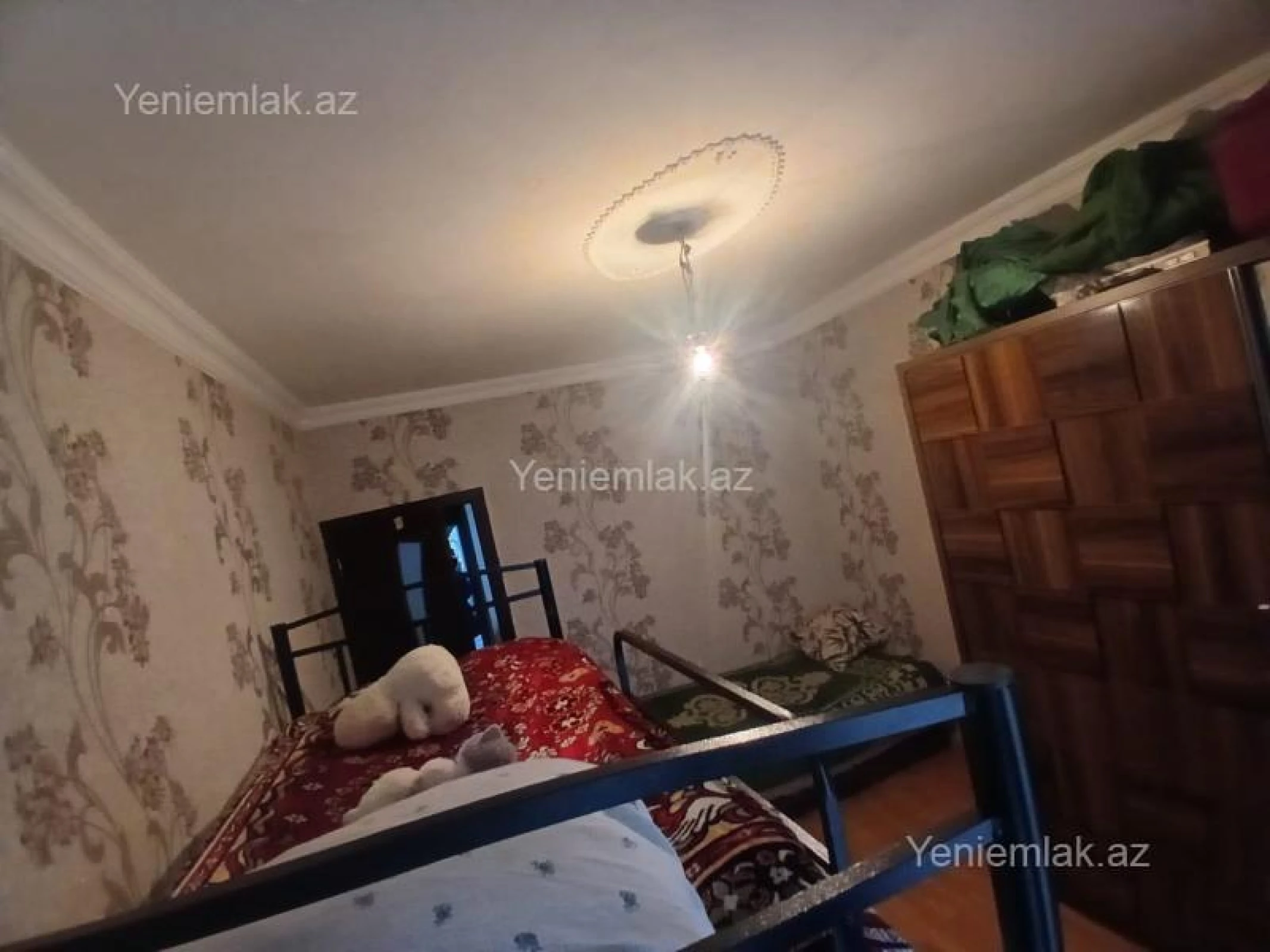 Satılır 3 otaqlı köhnə tikili 80 m²