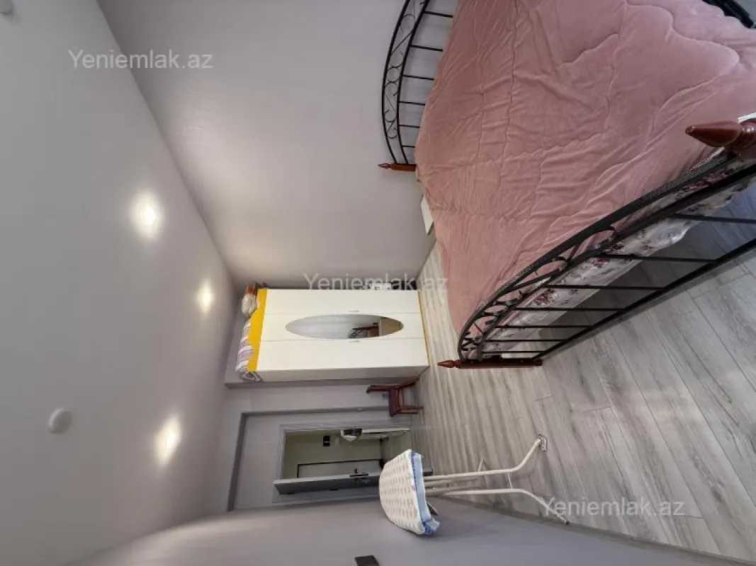 Satılır 2 otaqlı yeni tikili 70 m²