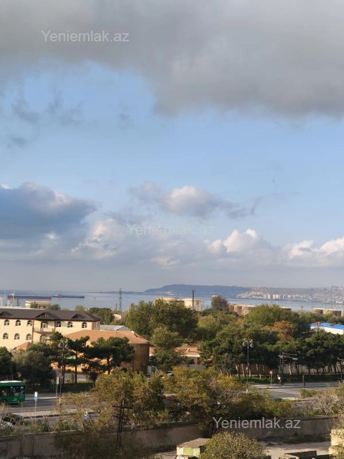 Satılır 2 otaqlı yeni tikili 81 m²