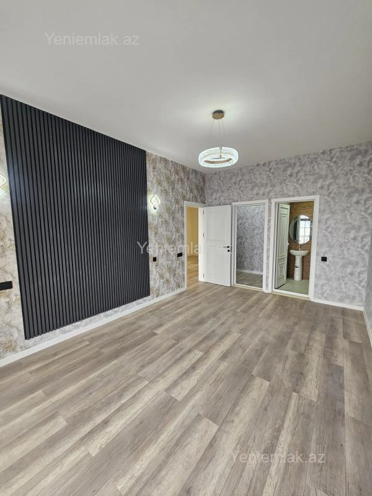 Satılır 5 otaqlı həyət evi 200 m²