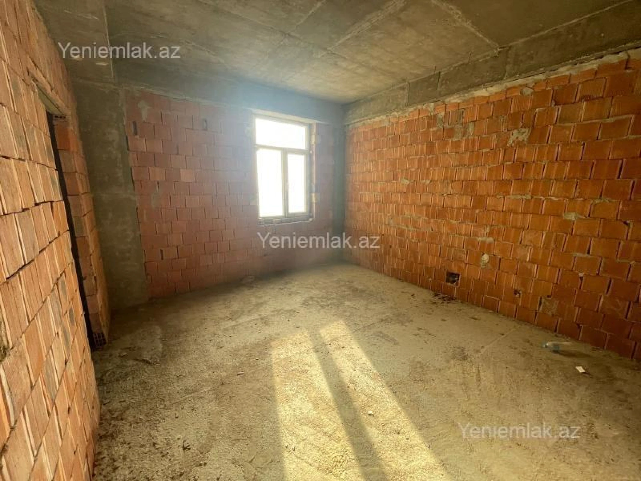 Satılır 2 otaqlı yeni tikili 84 m²