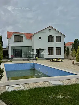 Satılır 5 otaqlı həyət evi 300 m²
