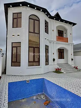Satılır 5 otaqlı həyət evi 210 m²