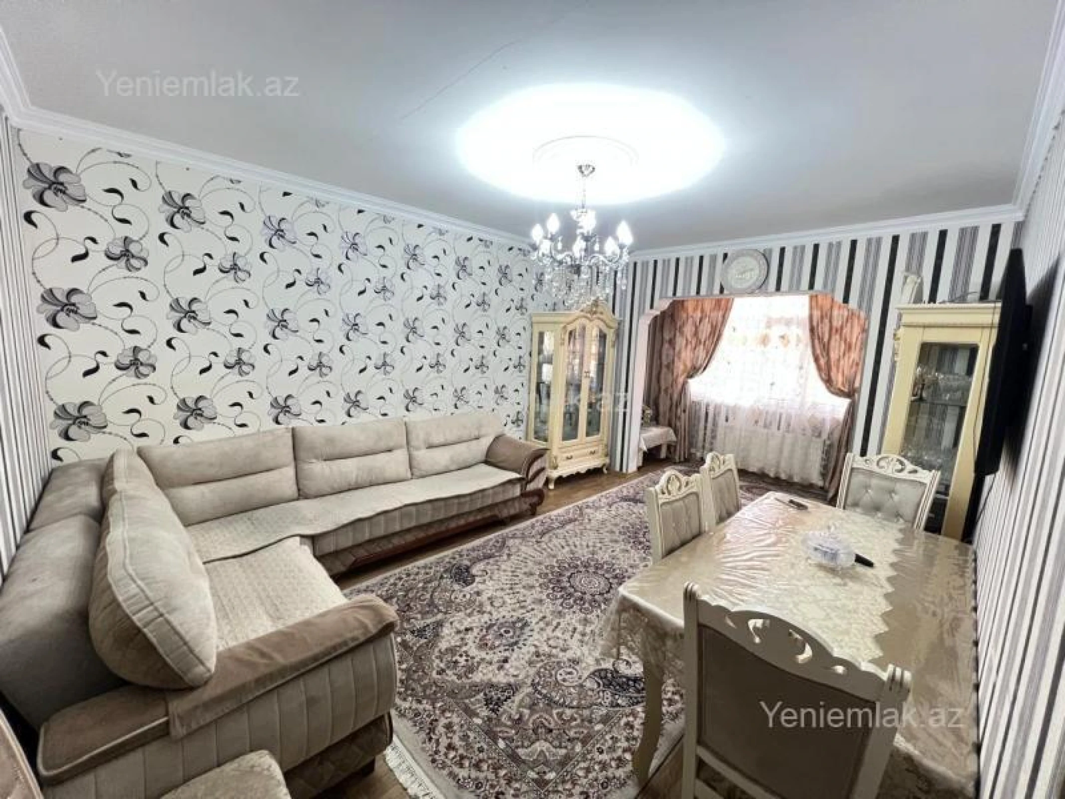 Satılır 4 otaqlı köhnə tikili 93 m²