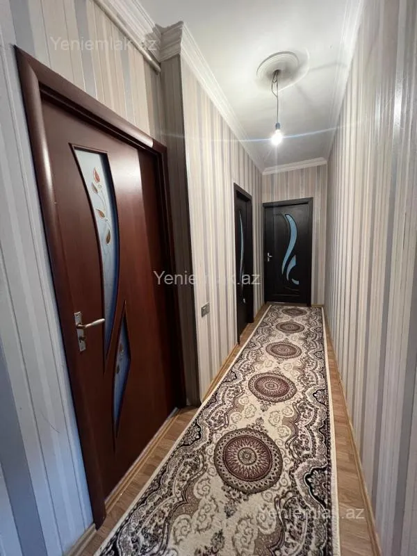 Satılır 4 otaqlı köhnə tikili 93 m²