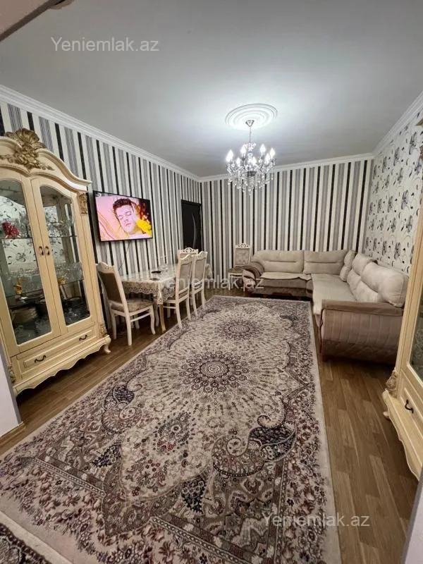Satılır 4 otaqlı köhnə tikili 93 m²