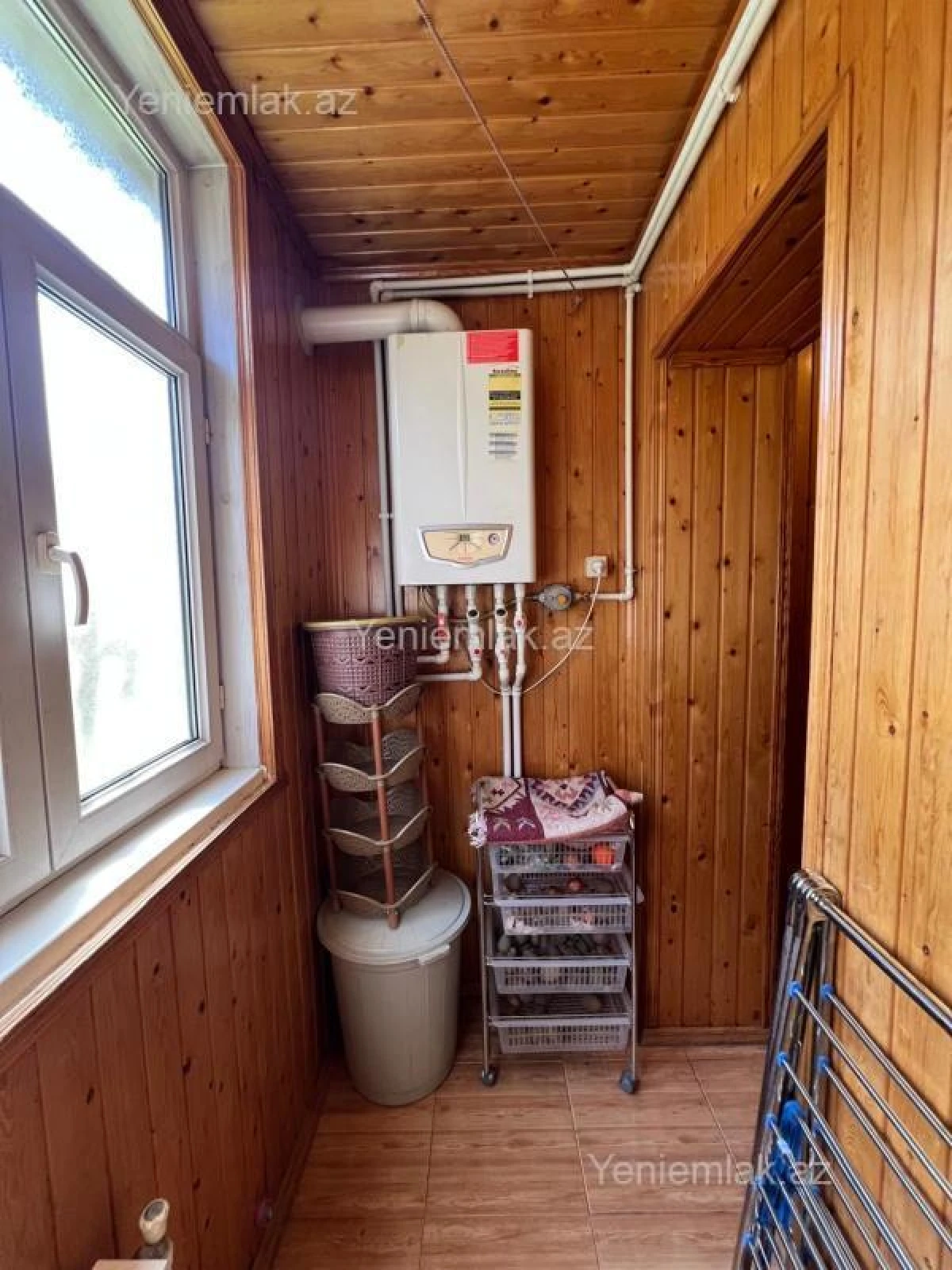 Satılır 4 otaqlı köhnə tikili 93 m²