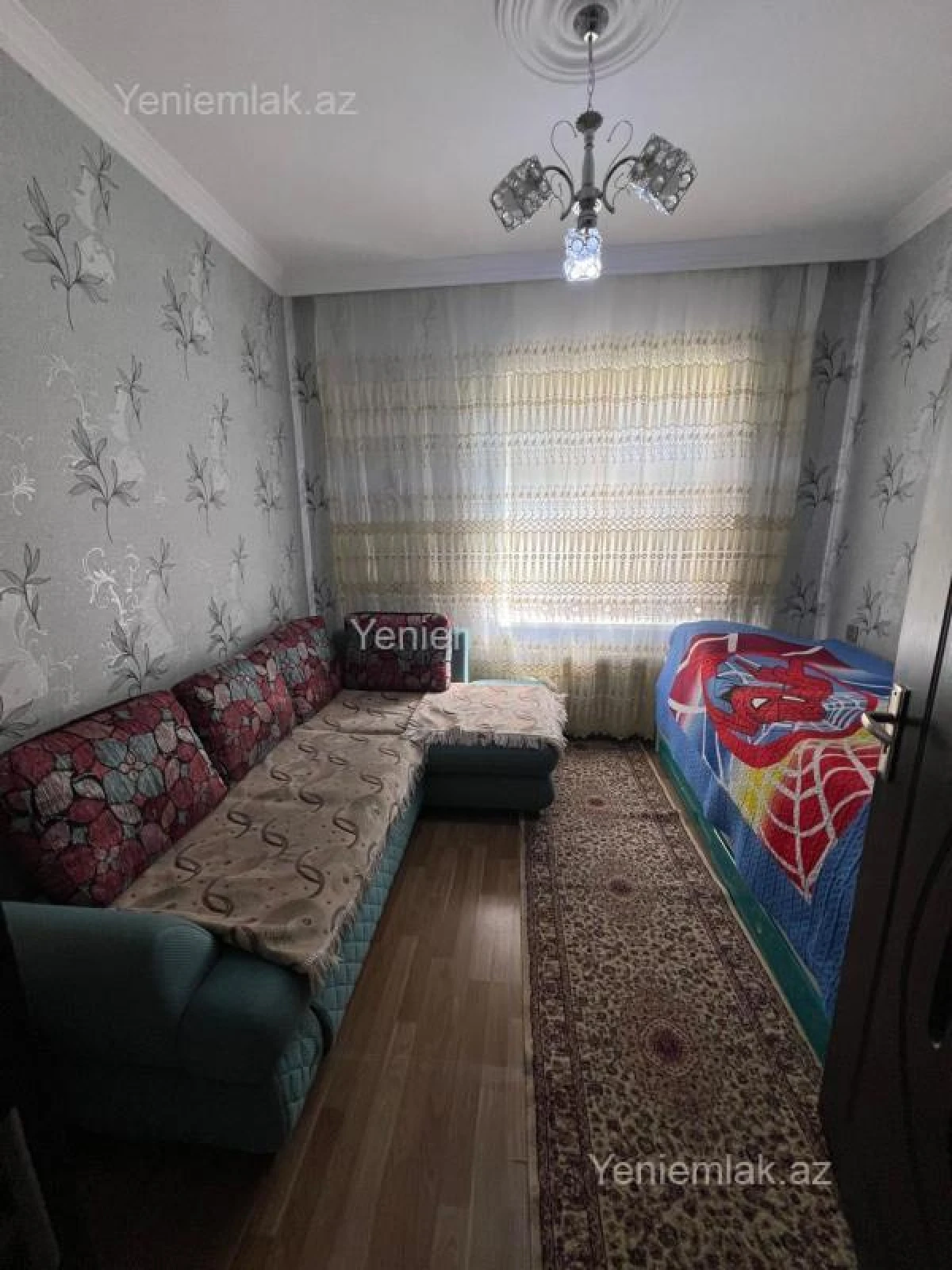 Satılır 4 otaqlı köhnə tikili 93 m²
