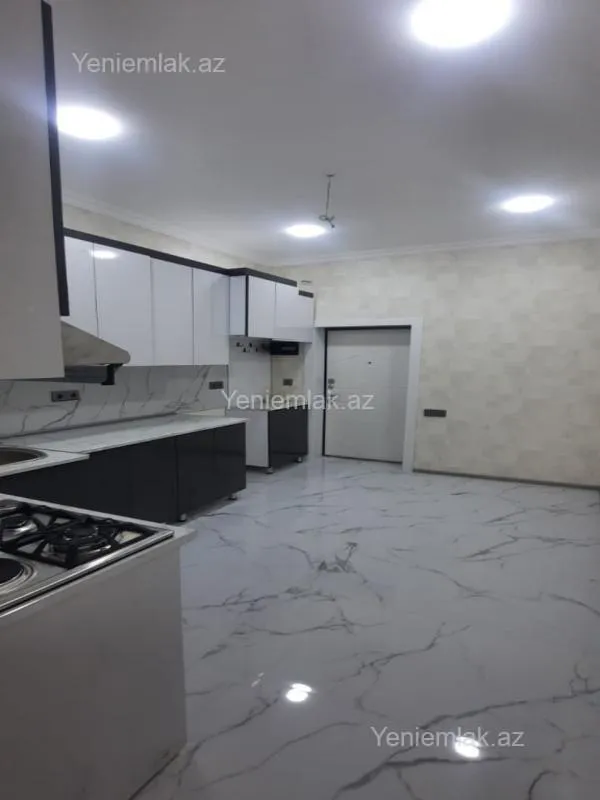 Satılır 3 otaqlı yeni tikili 72 m²
