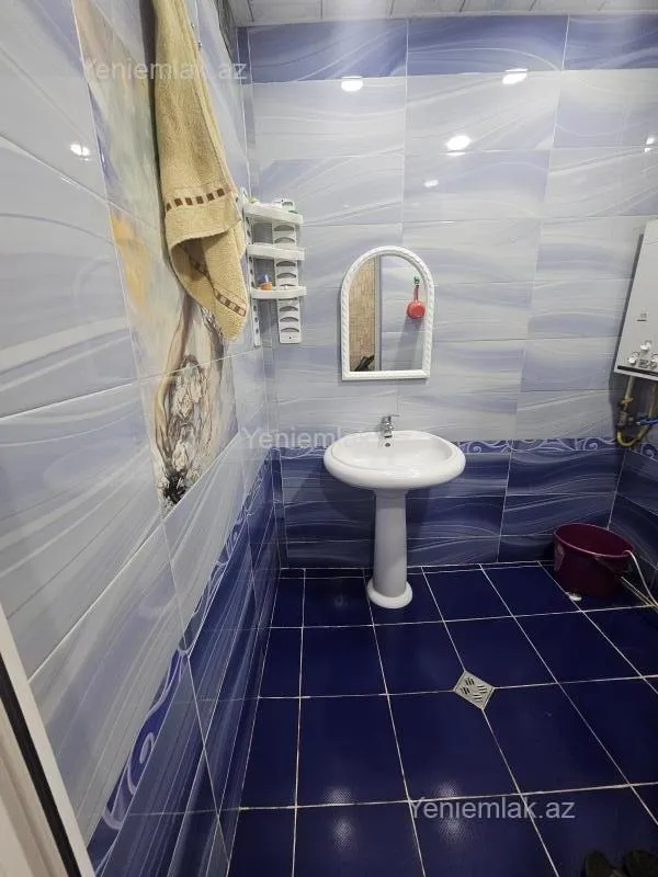 Satılır 3 otaqlı köhnə tikili 72 m²