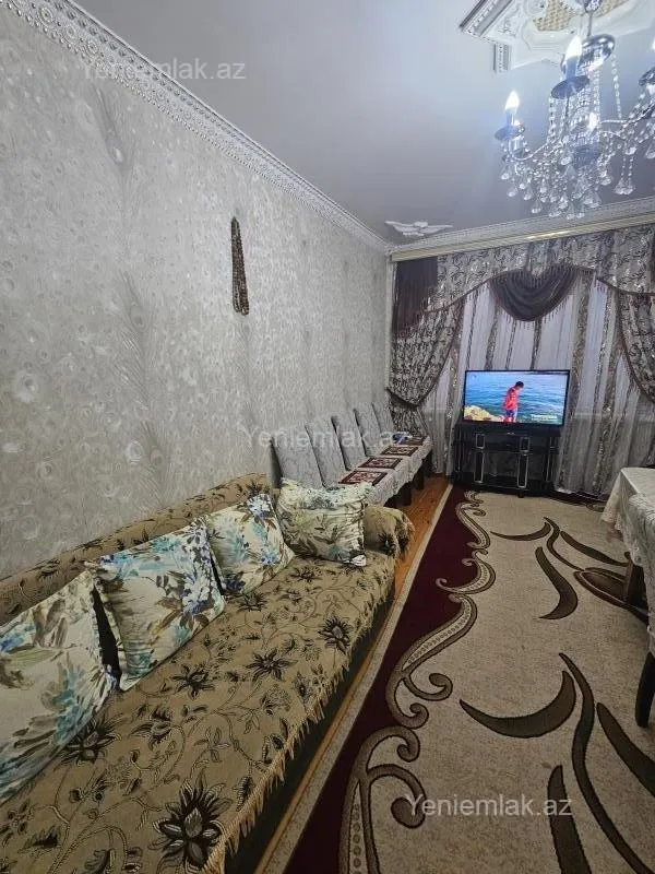 Satılır 3 otaqlı köhnə tikili 72 m²