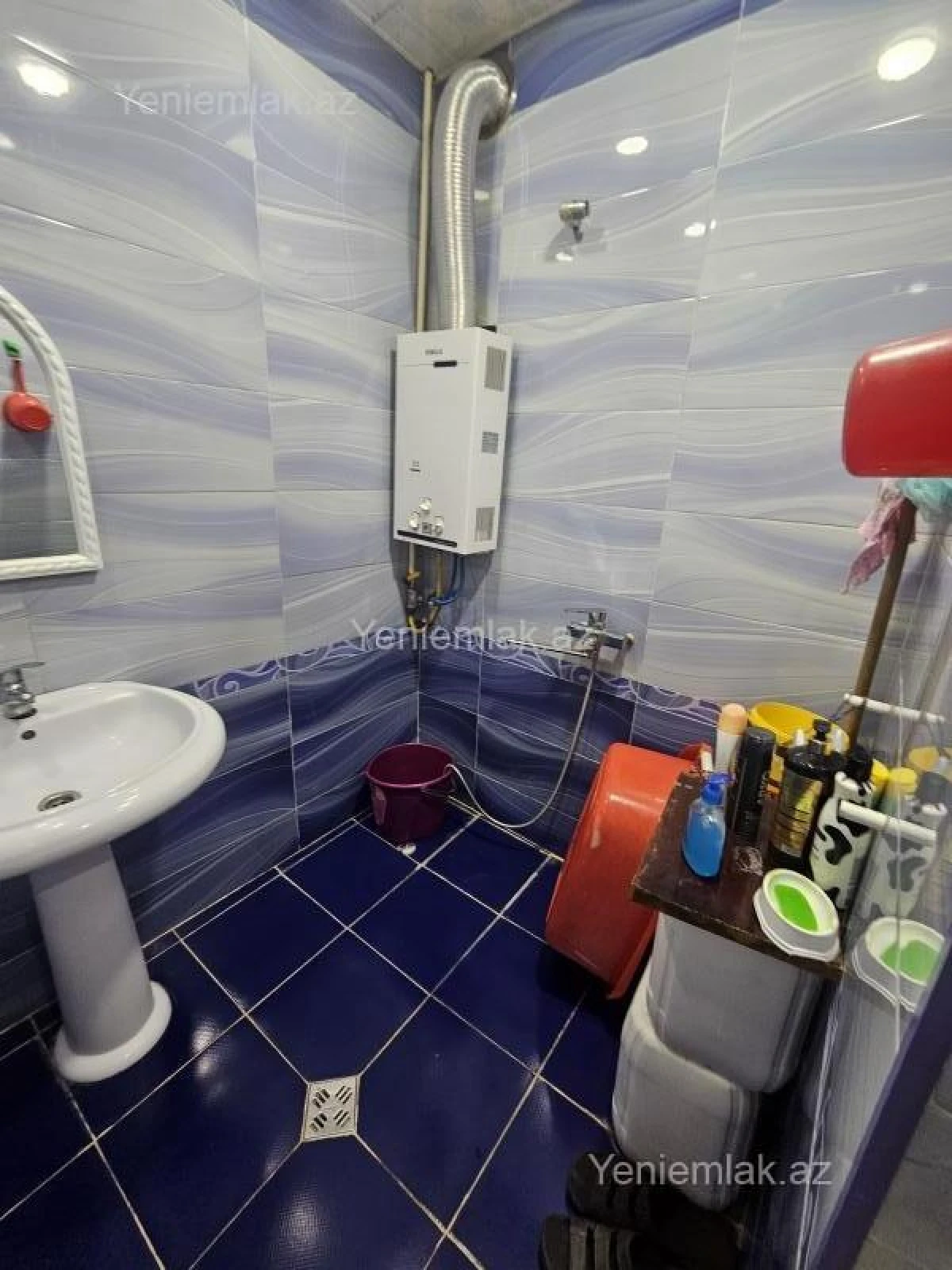 Satılır 3 otaqlı köhnə tikili 72 m²