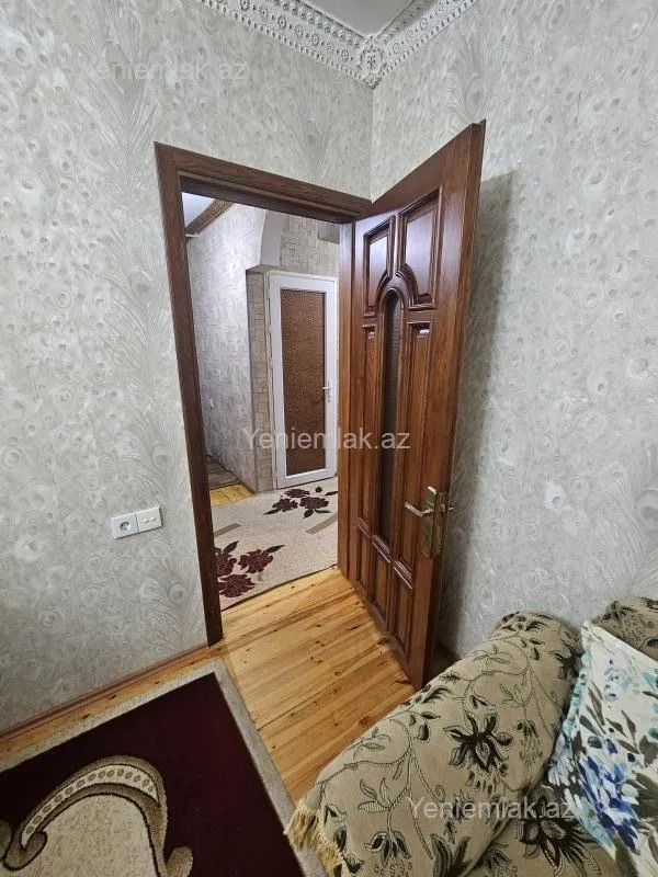 Satılır 3 otaqlı köhnə tikili 72 m²