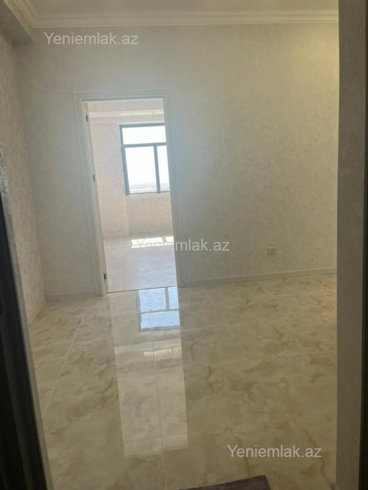 Satılır 3 otaqlı yeni tikili 102.5 m²