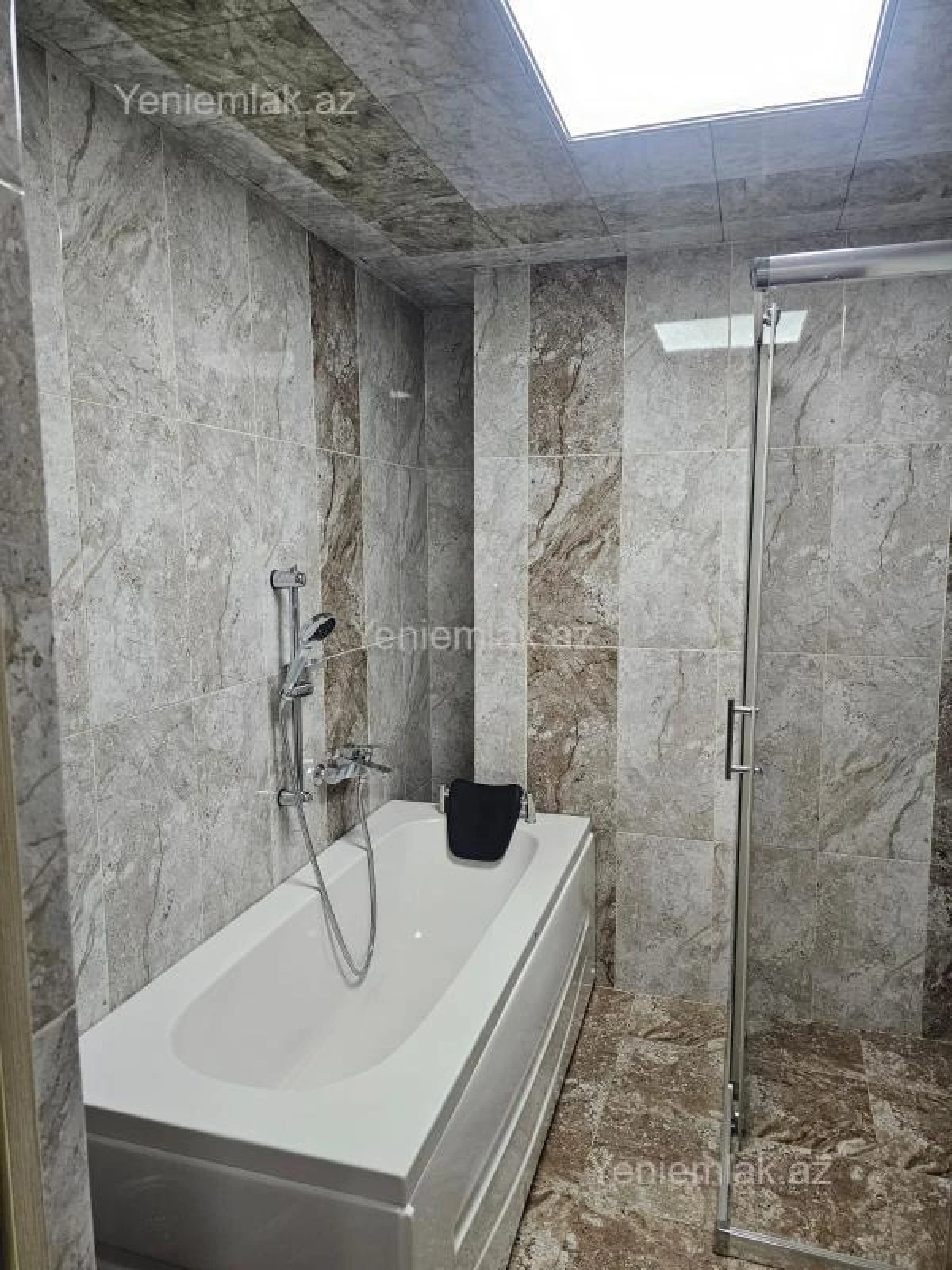 Satılır 3 otaqlı yeni tikili 116 m²