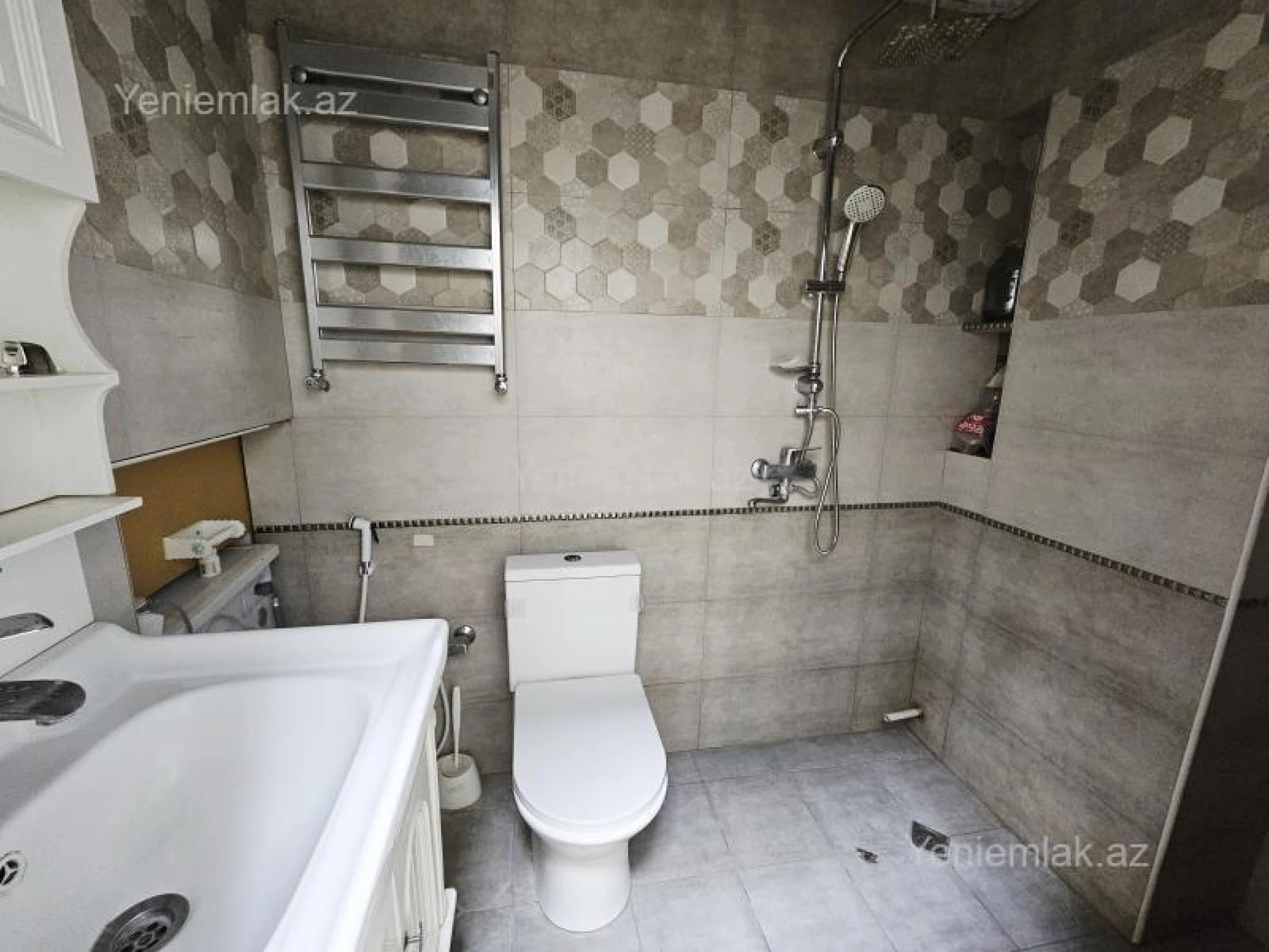 Satılır 3 otaqlı yeni tikili 64 m²