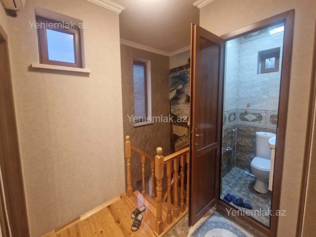 Satılır 4 otaqlı həyət evi 120 m²