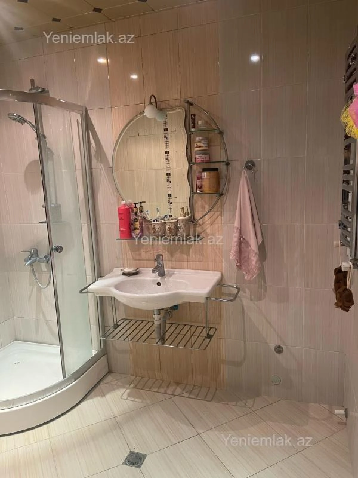 Satılır 3 otaqlı yeni tikili 155 m²