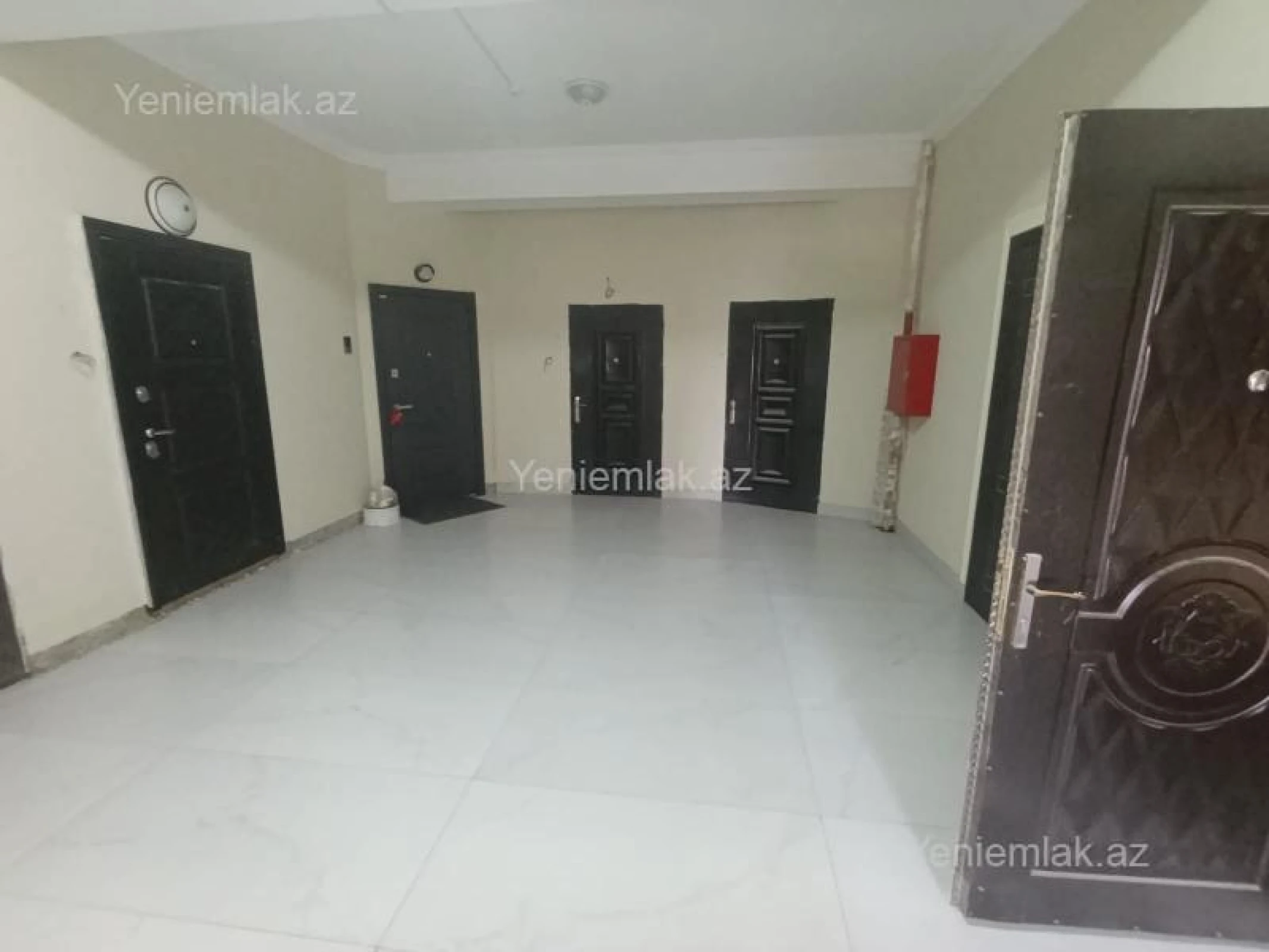 Satılır 3 otaqlı yeni tikili 106 m²