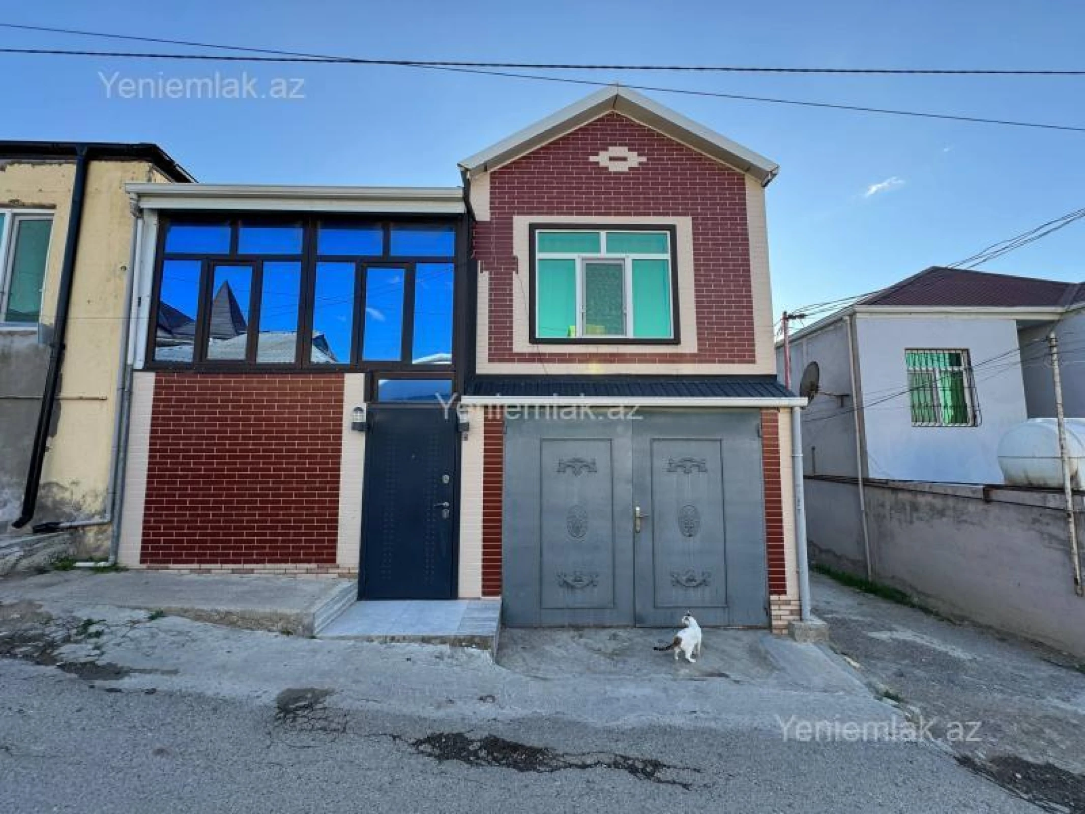 Satılır 5 otaqlı həyət evi 100 m²