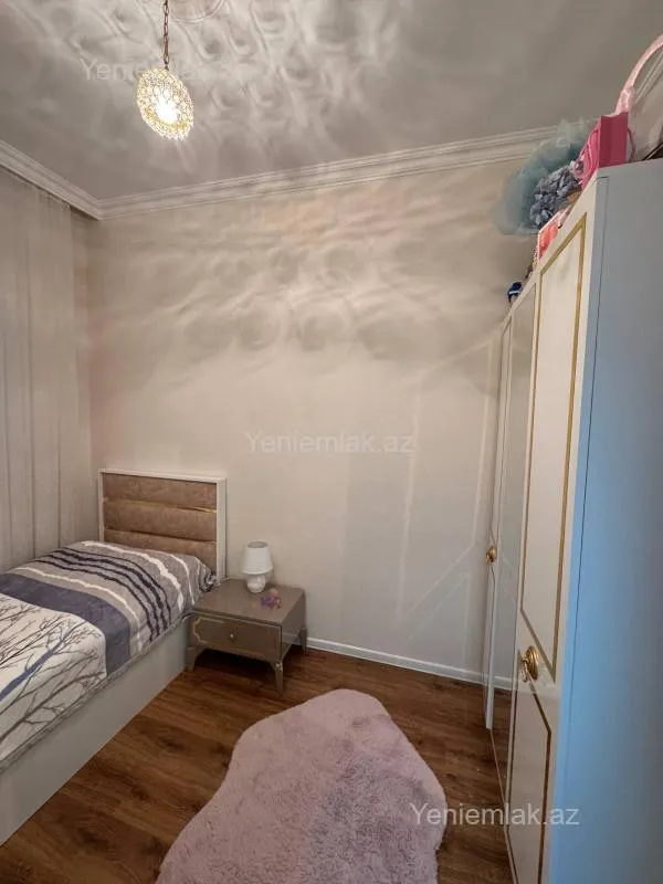 Satılır 5 otaqlı həyət evi 100 m²