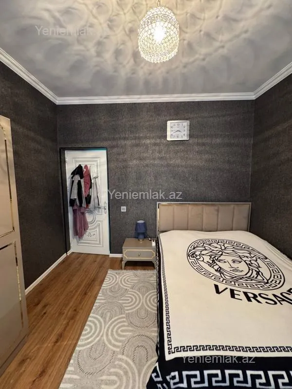 Satılır 5 otaqlı həyət evi 100 m²