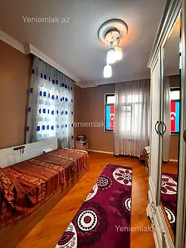 Satılır 2 otaqlı köhnə tikili 70 m²