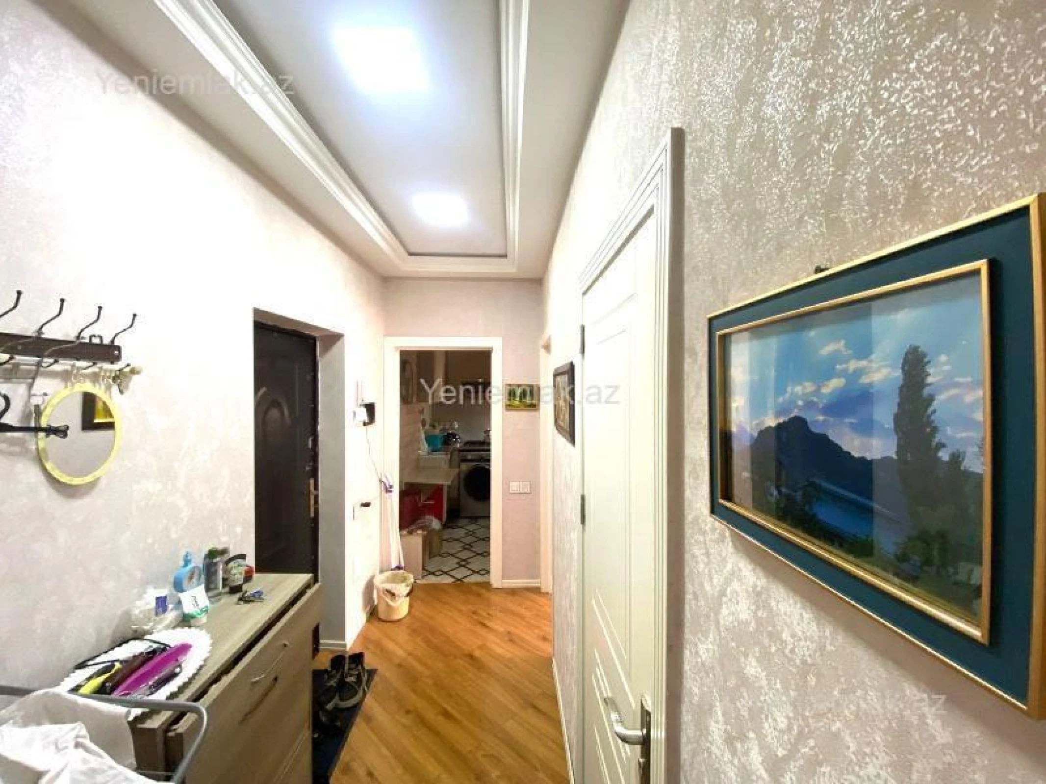 Satılır 2 otaqlı köhnə tikili 70 m²