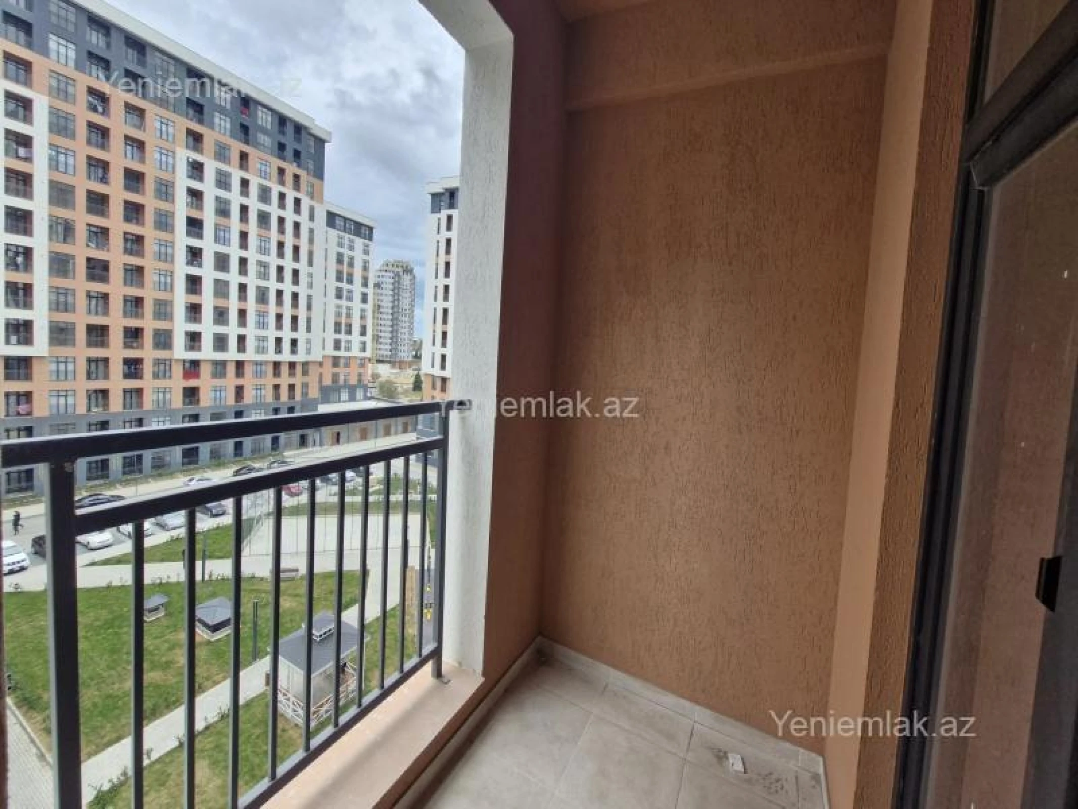 Satılır 2 otaqlı yeni tikili 90 m²