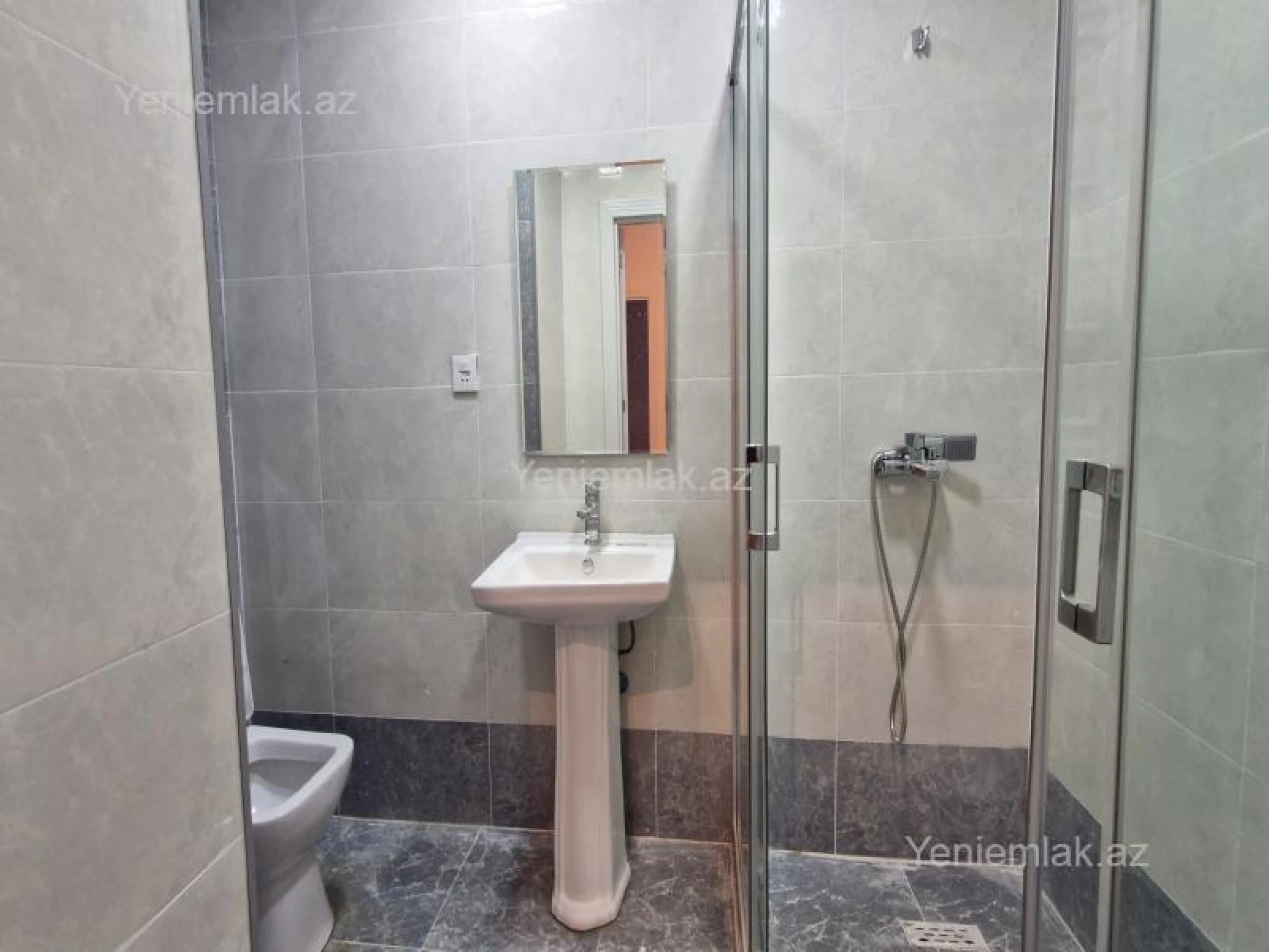 Satılır 2 otaqlı yeni tikili 90 m²