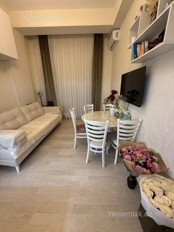 Satılır 2 otaqlı yeni tikili 55 m²