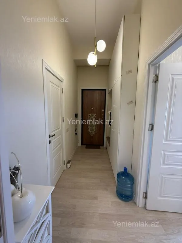 Satılır 2 otaqlı yeni tikili 55 m²