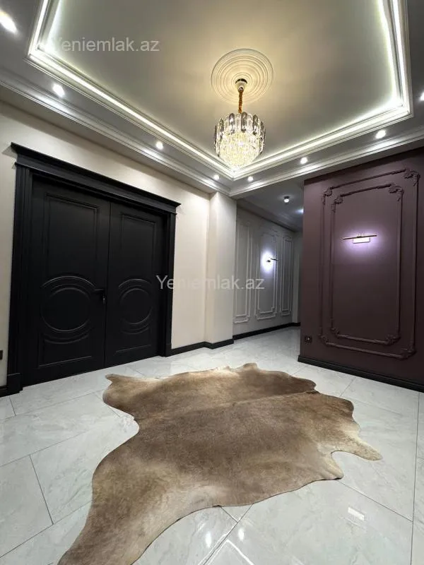 Satılır 3 otaqlı yeni tikili 165 m²