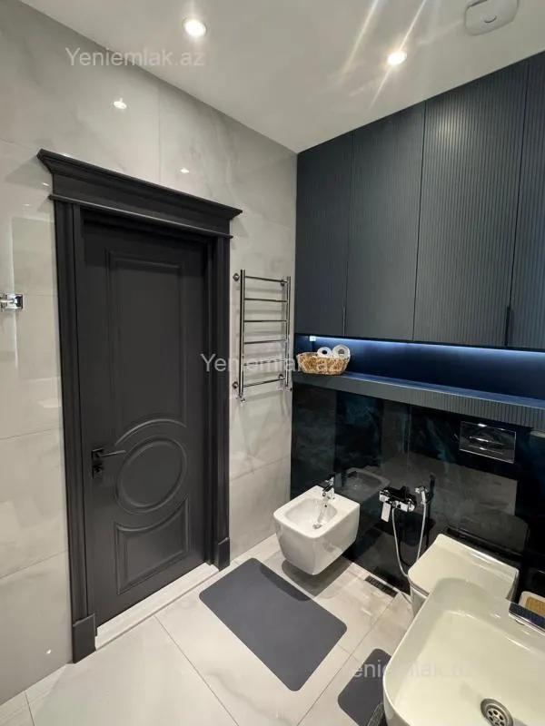 Satılır 3 otaqlı yeni tikili 165 m²