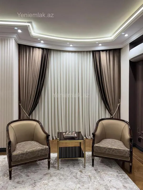 Satılır 3 otaqlı yeni tikili 165 m²