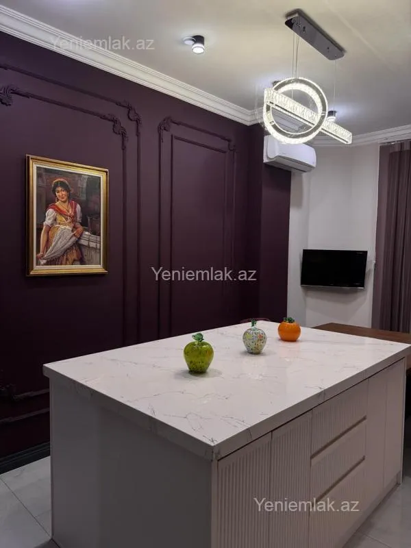 Satılır 3 otaqlı yeni tikili 165 m²