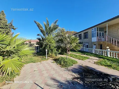 Satılır 7 otaqlı həyət evi 500 m²