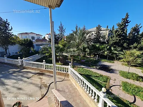 Satılır 7 otaqlı həyət evi 500 m²