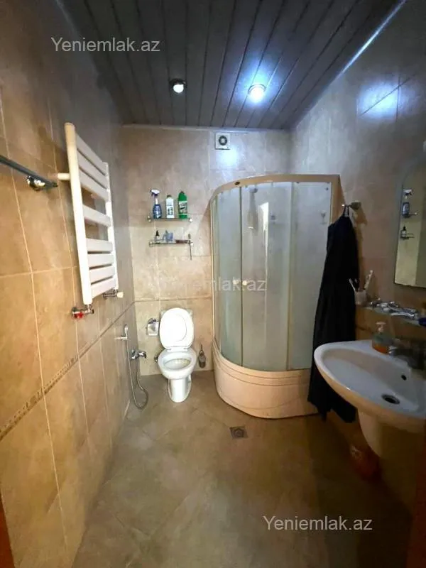 Satılır 3 otaqlı yeni tikili 170 m²