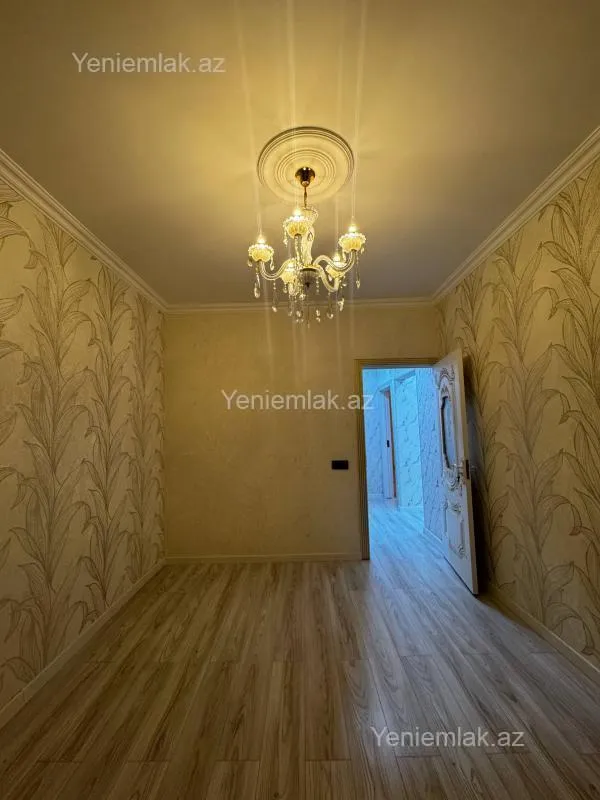 Satılır 3 otaqlı köhnə tikili 82 m²