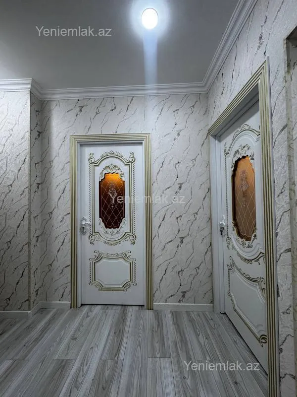 Satılır 3 otaqlı köhnə tikili 82 m²