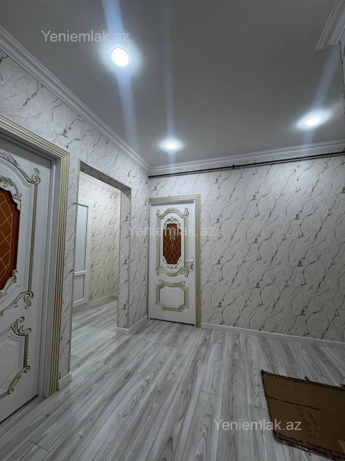 Satılır 3 otaqlı köhnə tikili 82 m²