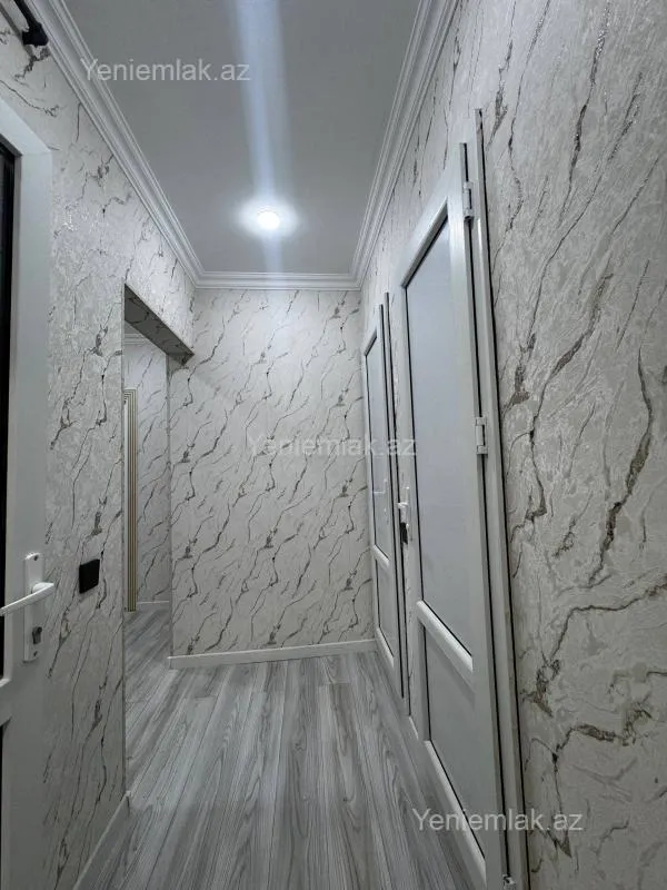 Satılır 3 otaqlı köhnə tikili 82 m²