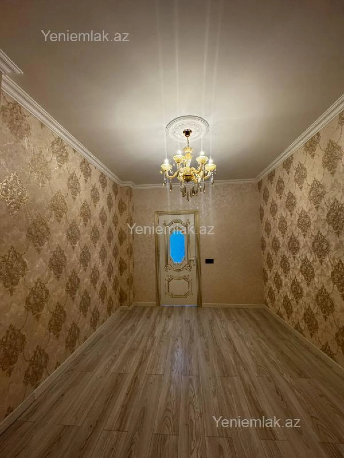 Satılır 3 otaqlı köhnə tikili 82 m²
