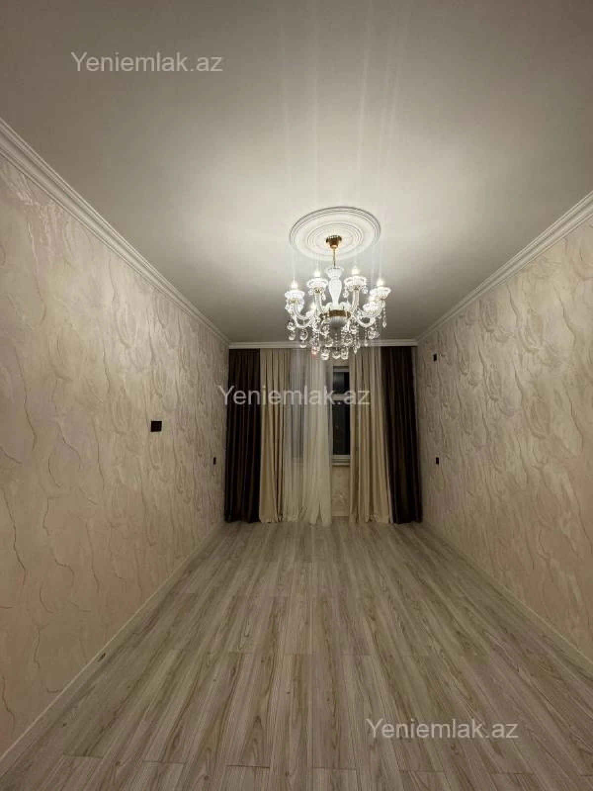 Satılır 3 otaqlı köhnə tikili 82 m²