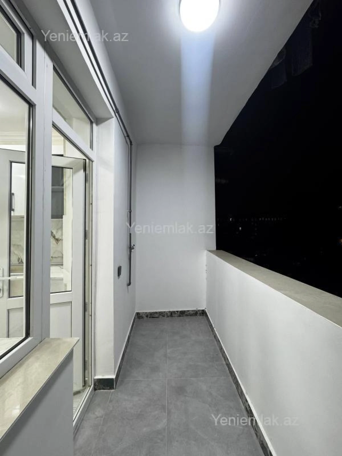 Satılır 3 otaqlı köhnə tikili 82 m²