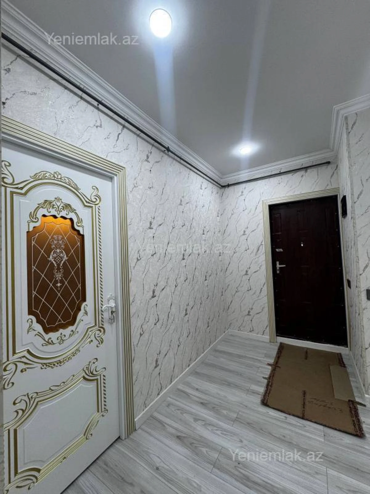 Satılır 3 otaqlı köhnə tikili 82 m²