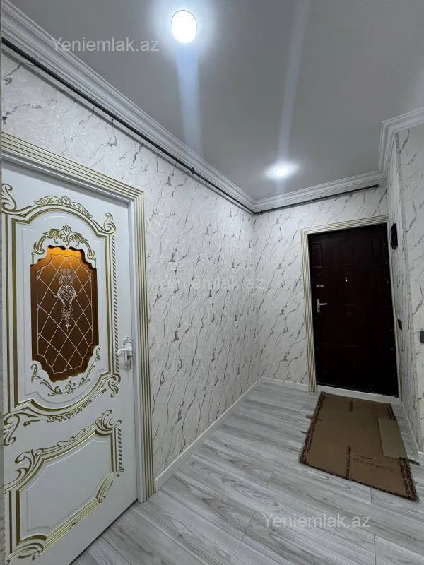 Satılır 3 otaqlı köhnə tikili 82 m²
