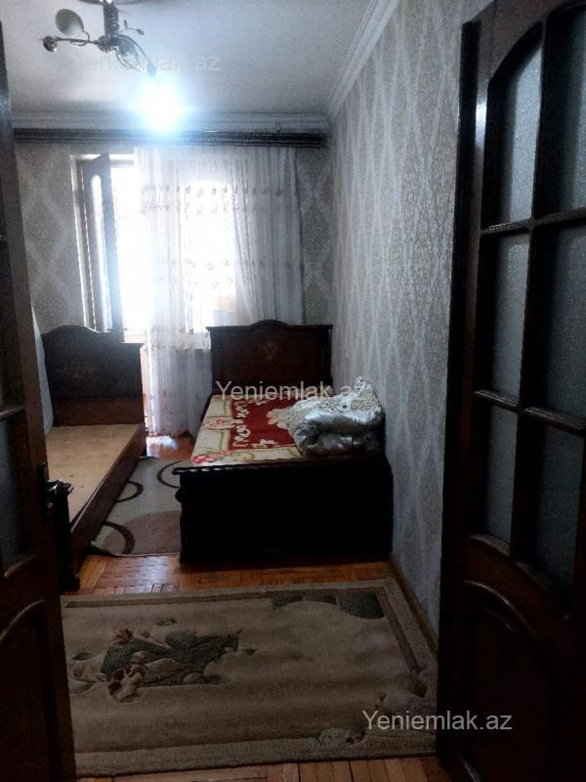 Satılır 4 otaqlı köhnə tikili 85 m²